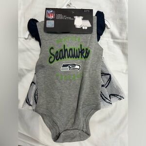 Seattle Seahawks Baby Onesie Set